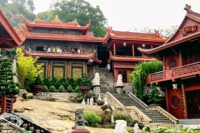 Tour Du Lịch Sài Gòn - Tây Ninh - Núi Bà Đen - Tòa Thánh Tây Ninh - Chùa Gõ Kiến 1 Ngày