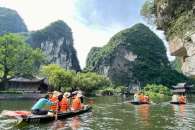 Tour Du Lịch Ninh Bình - Hạ Long Bay - Hạ Long Park 3 Ngày 2 Đêm