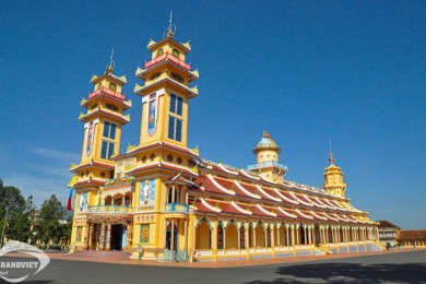 Tour Hà Nội - Sài Gòn - Củ Chi - Tây Ninh - Mỹ Tho - Bến Tre - Hà Nội 4N3Đ (bay VietNam Airlines)
