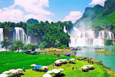 Tour Cao Bằng - Pác Bó - Bản Giốc Ngườm Ngao - Núi Mắt Thần - Hồ Ba Bể 3 Ngày 2 Đêm