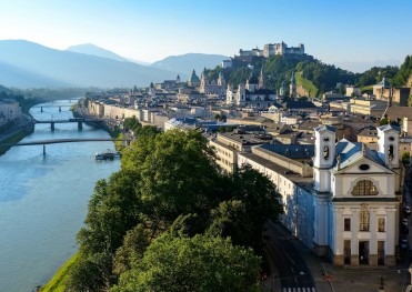 CHƯƠNG TRÌNH TÂY - ĐÔNG ÂU PHÁP - THỤY SĨ - Ý - ÁO - SÉC - ĐỨC Paris - Saint Dizier - Colmar - Engelberg - Zurich - Milan - Venice - Villach - Hallstatt - Salzburg - Cesky Krumlov - Prague - Karlovy Vary - Dresden - Berlin - Istanbul