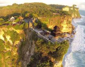 Top 6 ngôi đền hút khách tại Bali