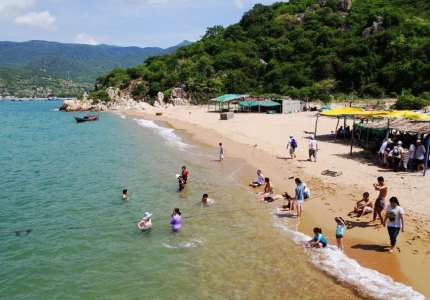 Bãi biển du lịch Ninh Chữ