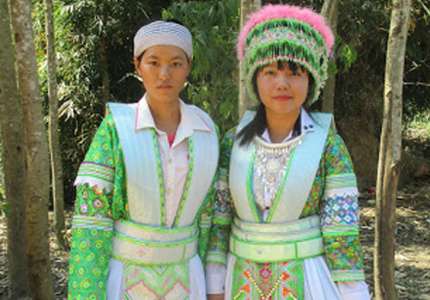 Trải nghiệm nền văn hóa trong đám cưới của người Mông trắng
