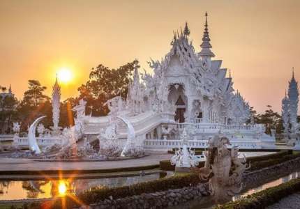 Vẻ đẹp huyền ảo của ngôi đền Trắng ở Thái Lan