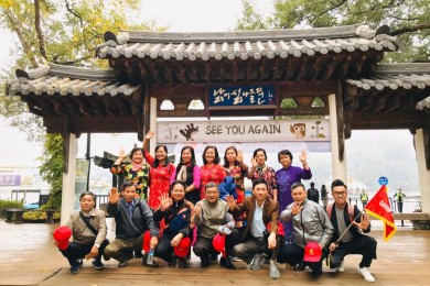 Cảm nhận của khách hàng đi tour Hàn Quốc 30/3/2019