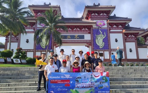Đoàn Huyndai Kinh Bắc thăm quan đảo Hải Nam từ 20-24/4/2025