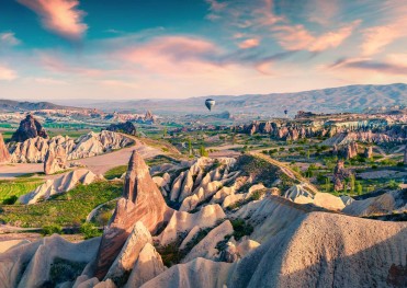 TOUR CHÂU ÂU TẾT 2026 KHÁM PHÁ “ XỨ SỞ THẢM BAY” QUỐC GIA HUYỀN BÍ - ĐẾ CHẾ OTTOMAN