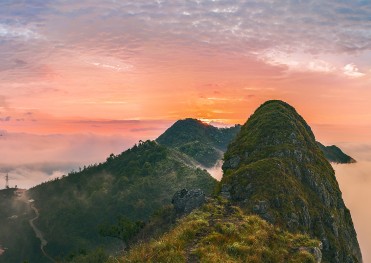 DU LỊCH 2026 MỘC CHÂU - SĂN MÂY TÀ XÙA