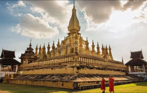 Kinh Nghiệm Du Lịch Lào Tự Túc Từ A-Z: Ăn Gì, Chơi Gì, Đi Thế Nào?