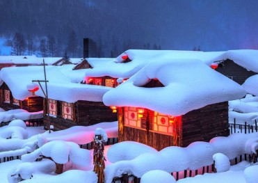 DU LỊCH TẾT 2026 HÀ NỘI - CÁP NHĨ TÂN – LÀNG TUYẾT HƯƠNG – TRƯỢT TUYẾT TRƯỜNG XUÂN 