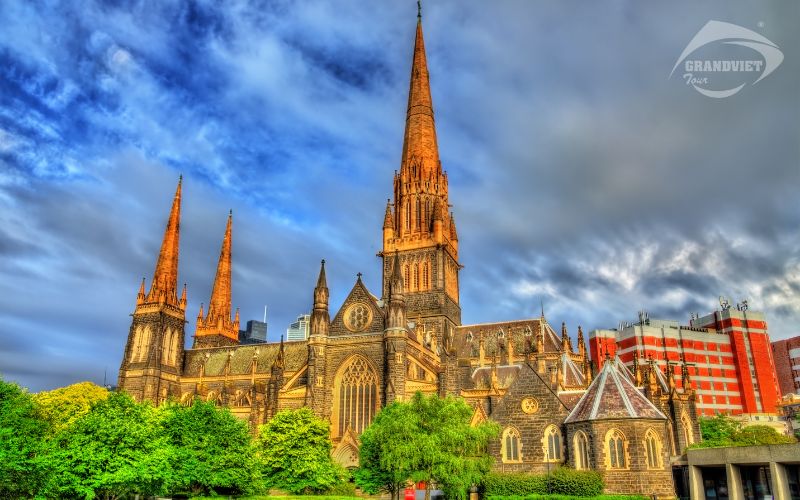 Nhà thờ lớn Patrick - Du Lịch Úc Melbourne - Sydney
