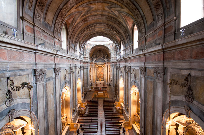Vương cung thánh đường Basilica Estrela