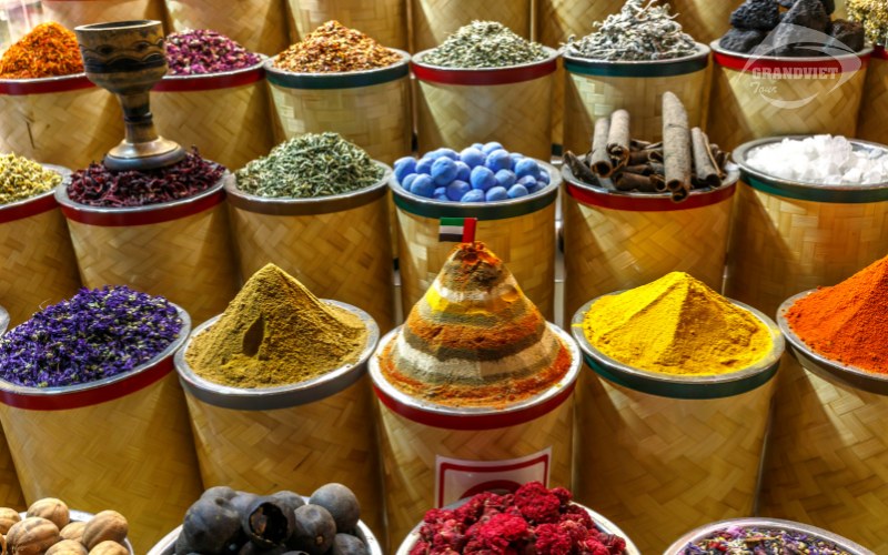 Chợ gia vị (Spice Souk) - Du lịch Dubai
