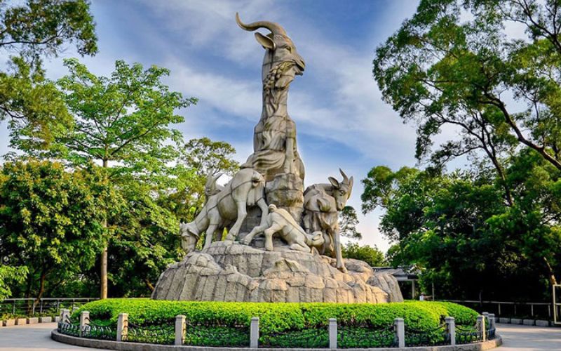 Công viên Việt Tú