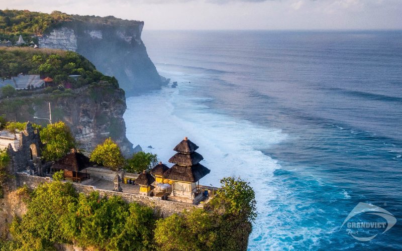 Đền Uluwatu