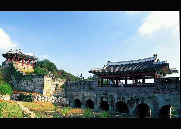 dien-tho-hwaryeongjeon Điện thờ Hwaryeongjeon