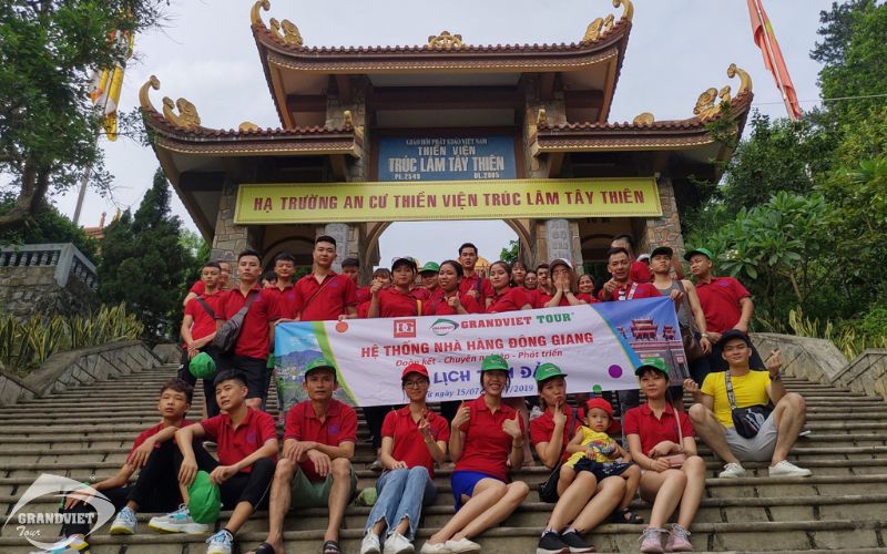 Ảnh đoàn Grand Viet Tour tham quan Tam Đảo