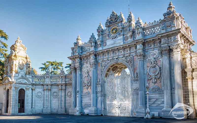 cung điện Dolmabahce