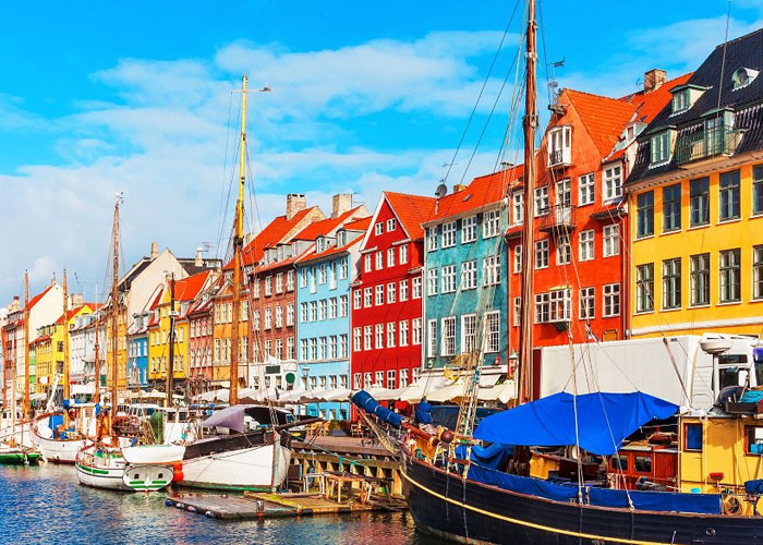Những ngôi nhà đầy màu sắc tại Copenhagen