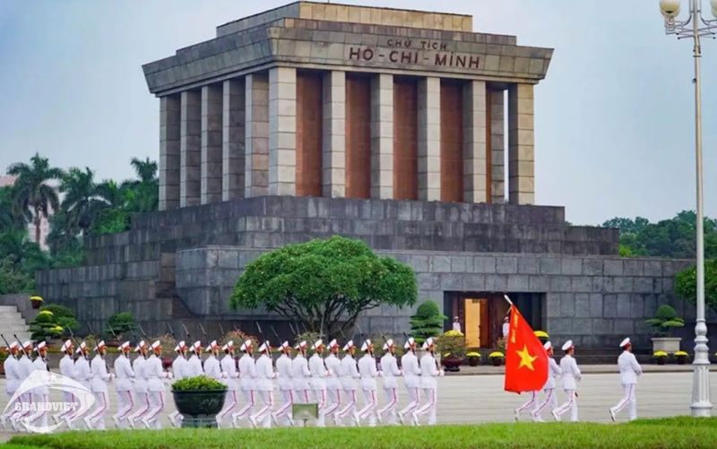 Lăng chủ tịch Hồ Chí Minh