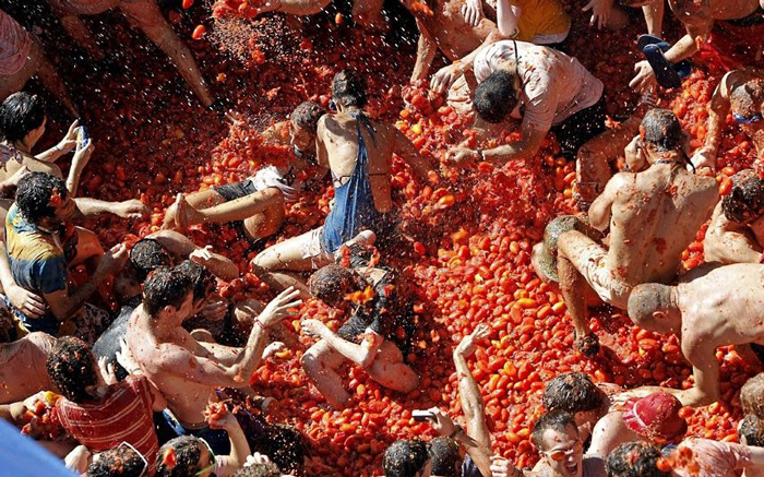 le-hoi-ca-chua-o-tay-ban-nha-4 Lễ hội cà chua ở Tây Ban Nha