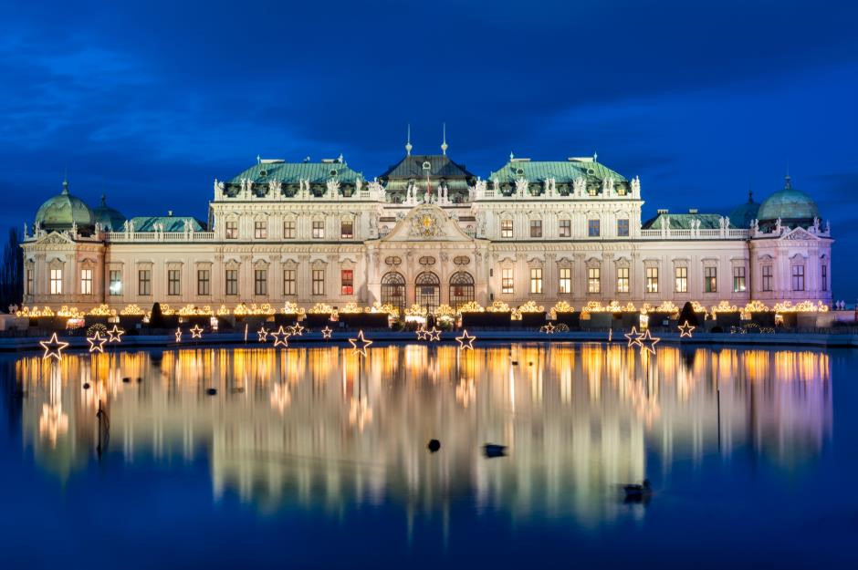 nhung-diem-den-ly-tuong-khi-du-lich-chau-au-mua-dong-grandvietttour-12 Thành phố Vienna