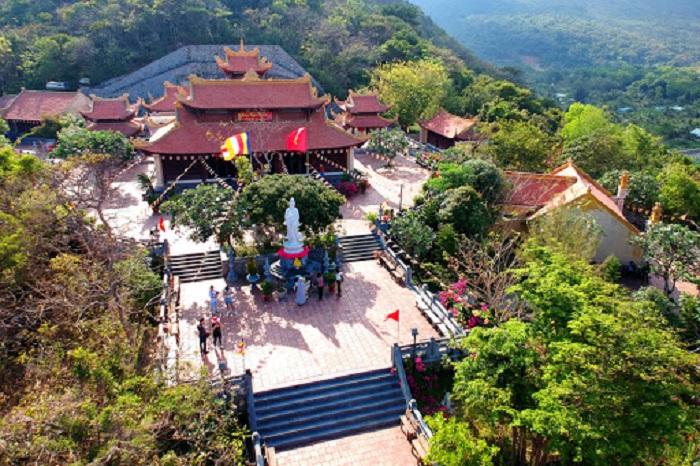 thamquanchuavansontu-ngoichuaduynhatocondao-1