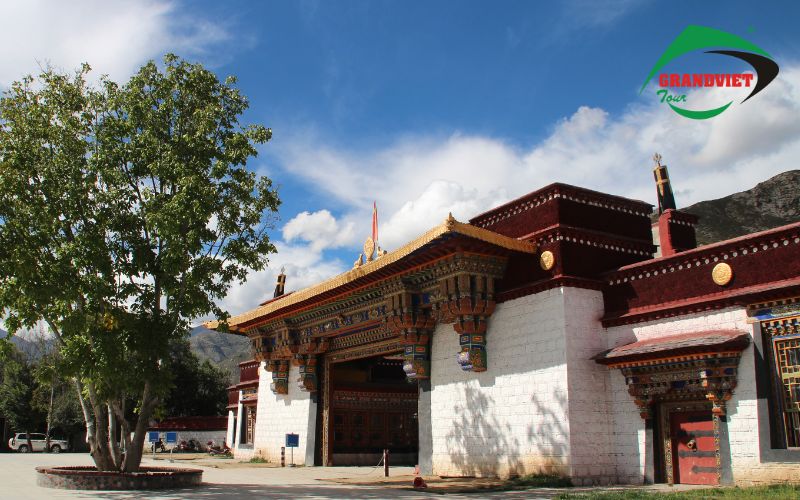 Tu viện Sera