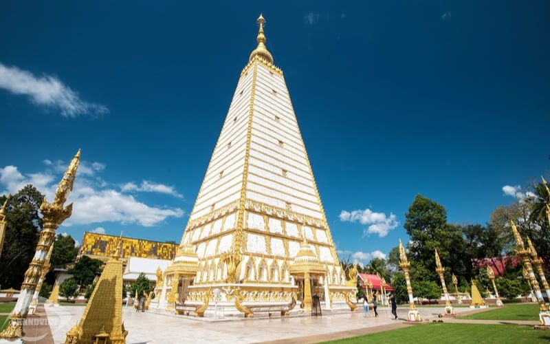 Chùa Phra That Nong Bua