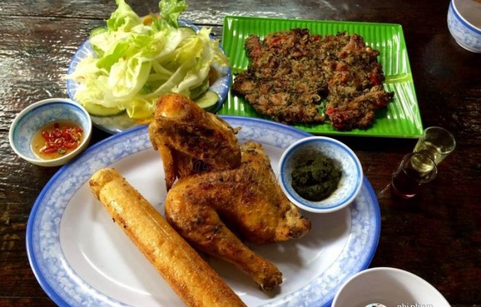 8-dia-diem-an-uong-ly-tuong-khi-di-du-lich-nha-trang-da-lat-6 Món gà nướng và cơm lam