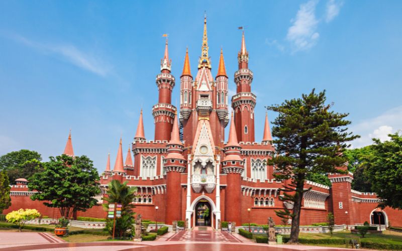 Công viên Taman Mini Indonesia