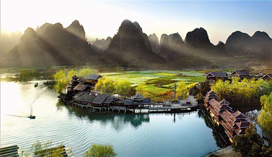 du-lich-quang-tay-trung-quoc-1 Cảnh đẹp sông nước của Quảng Tây - Trung Quốc