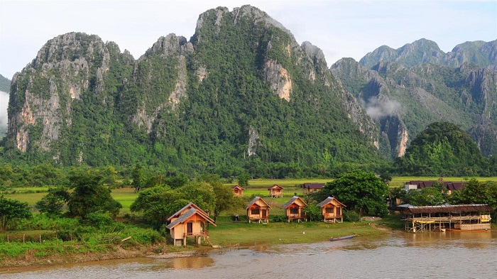 dulichlaokhamphavangvieng3