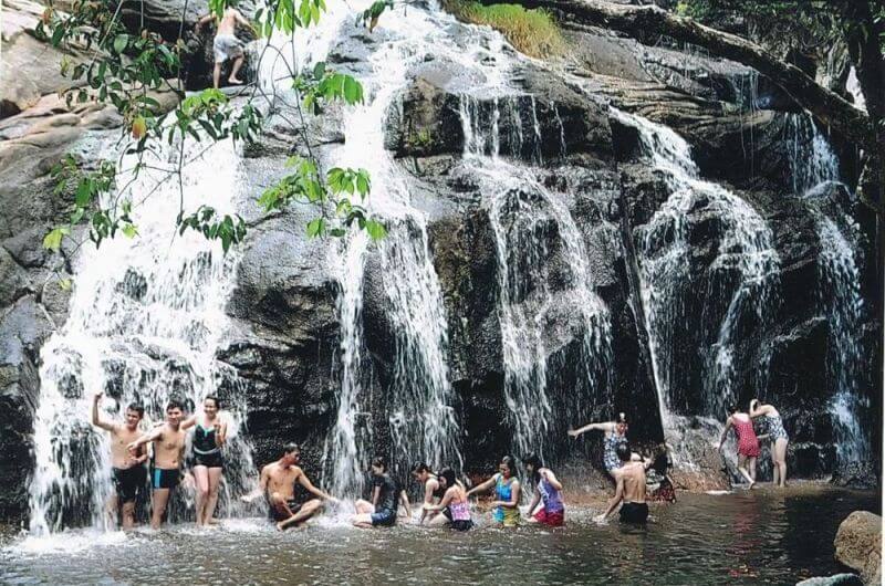khamphakhudulichsinhthaisuohoalannhatrang2