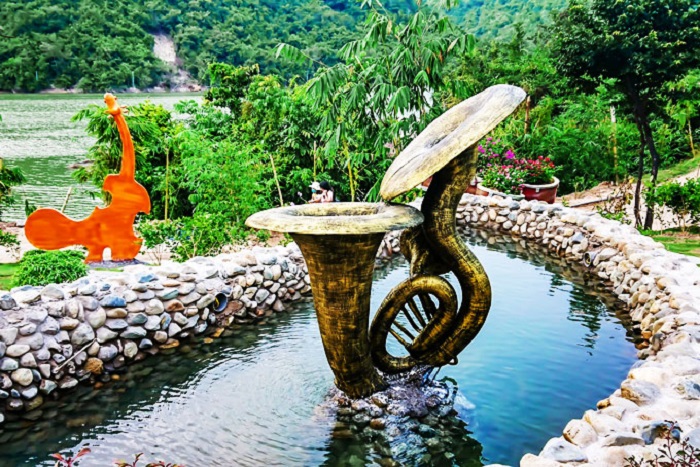 khudulichgalinalakeviewnhatrang4