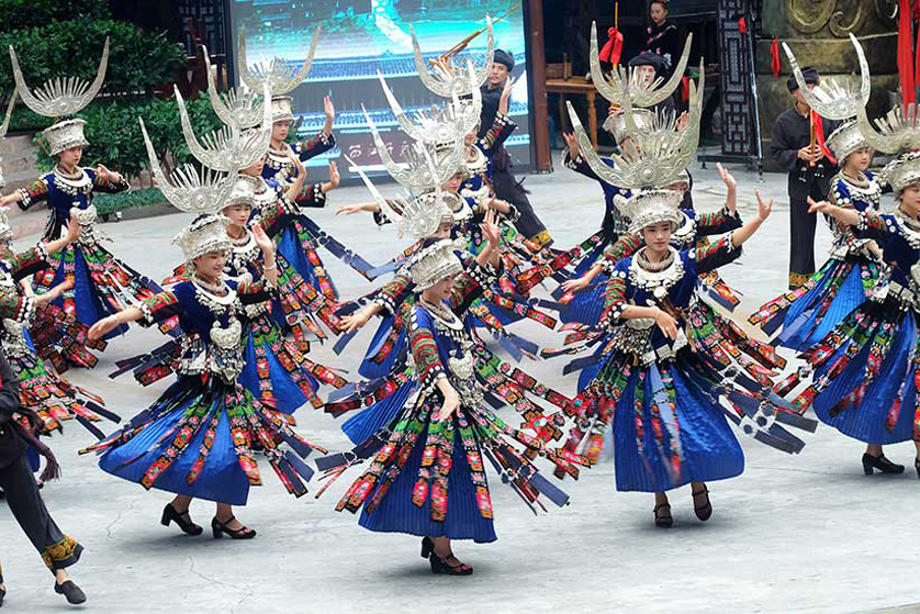 Những điệu múa đặc trưng