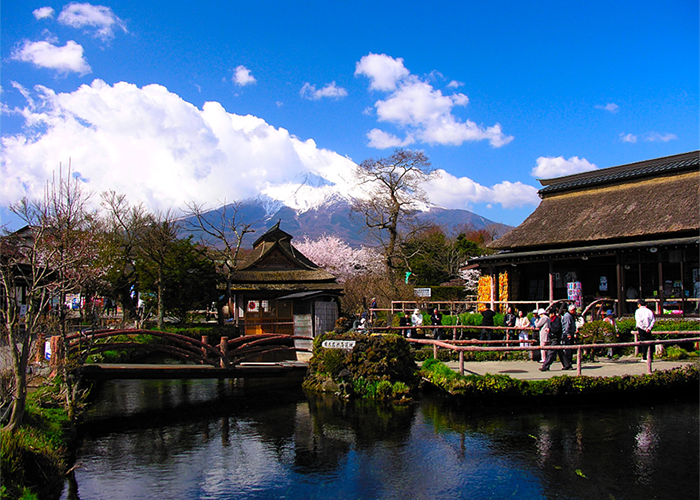 lang-co-oshino-hakkai Làng cổ Oshino Hakkai