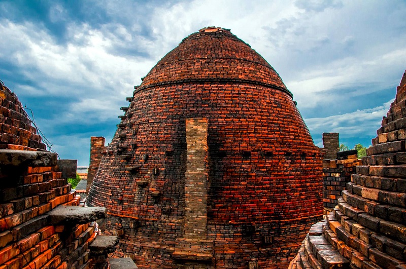 logachdiemcheckinhotnhatmientay4 Lò gạch Mang Thít