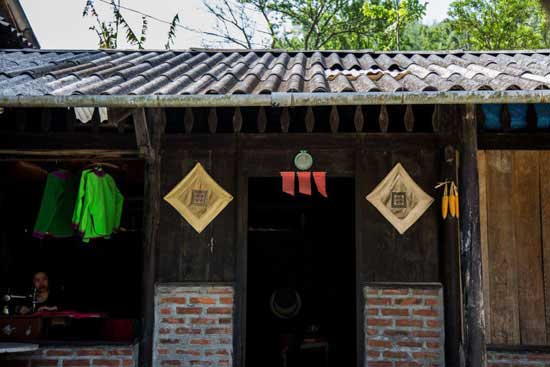 ngoi-nha-o-lao-chai-sapa Ngôi nhà kiến trúc cổ tại bản