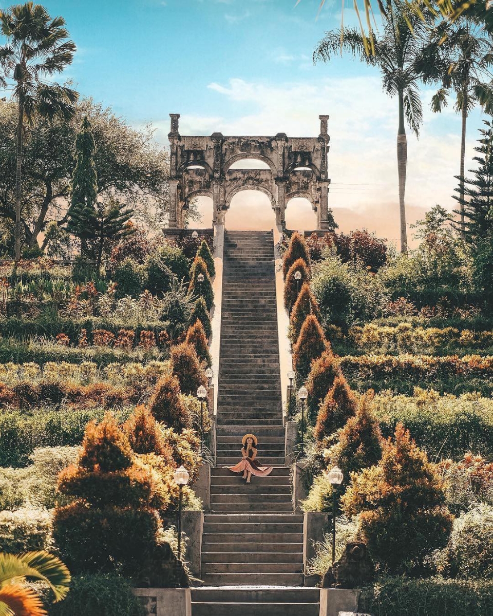 nhngcungdienbalihutkhachbannendenitnhat11lantrongdoi1