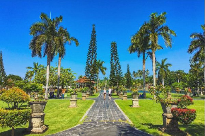 nhngcungdienbalihutkhachbannendenitnhat11lantrongdoi2