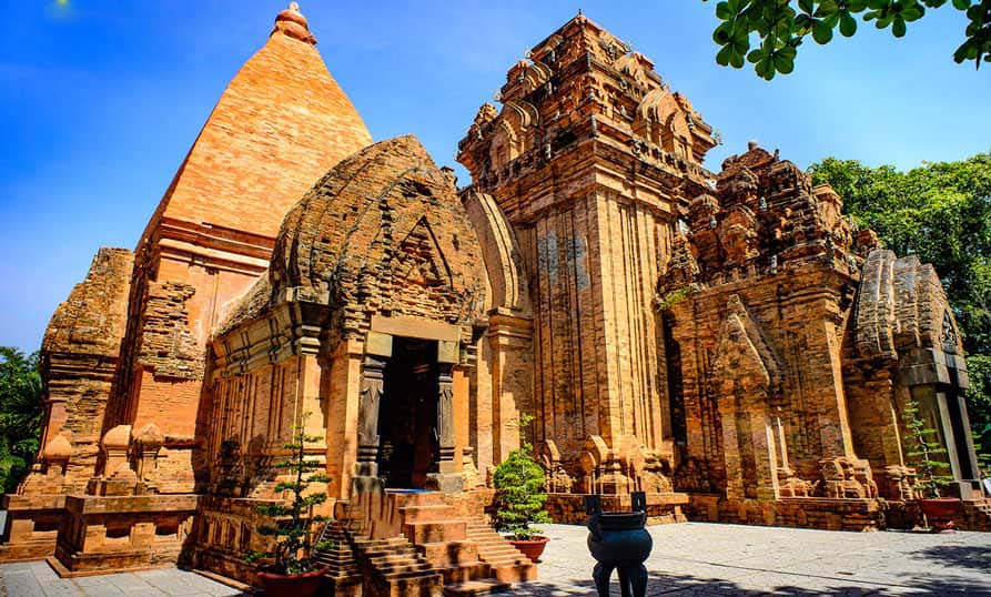 nhungdiadiemdulichtamlinhnhatranghutkhach