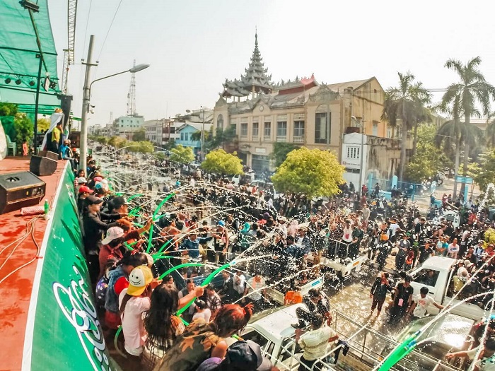 nhunglehoitenuocmoinhatbannenbiet5