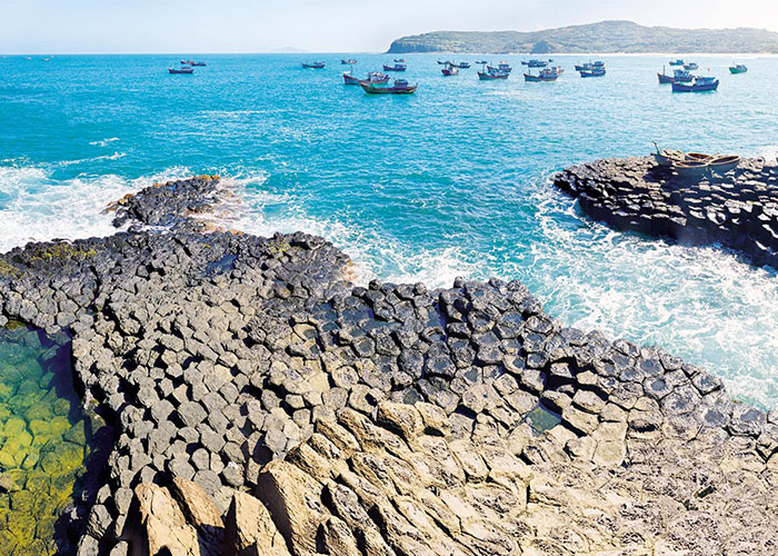 phu-yen-1 ganh-da-dia