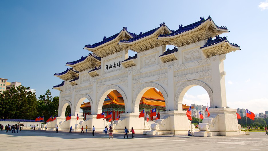 quang-truong-trung-chinh-1-1 quảng trường trung chính