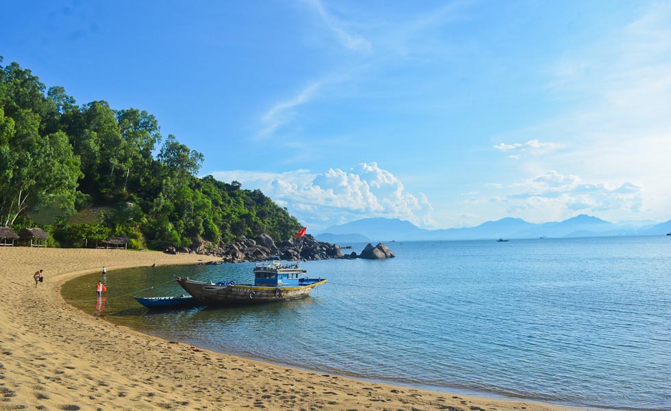 thamquanbaicatvang-baidadendanang-1