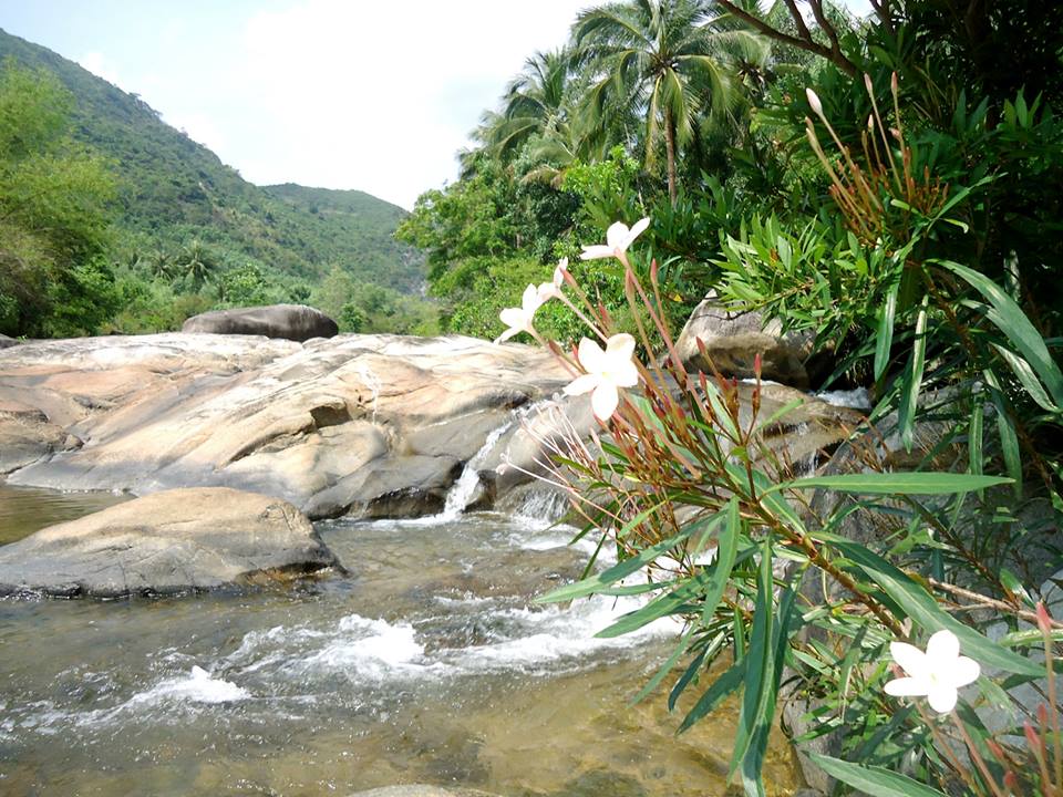 thamquansuoithachkhesongcaupuyen4