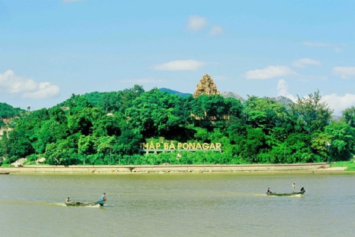 thamquanthapbaponagarnhatrang3