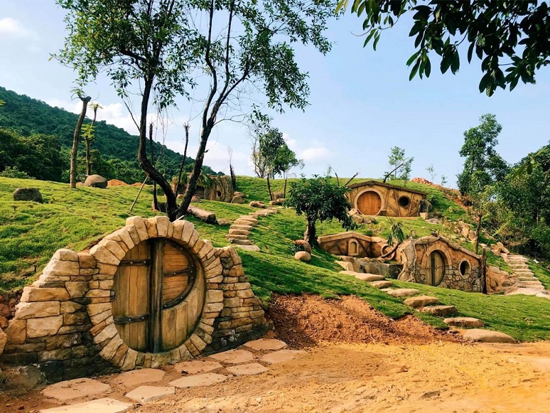 thamquanvuongquocnguoiluntaitrungquoc5